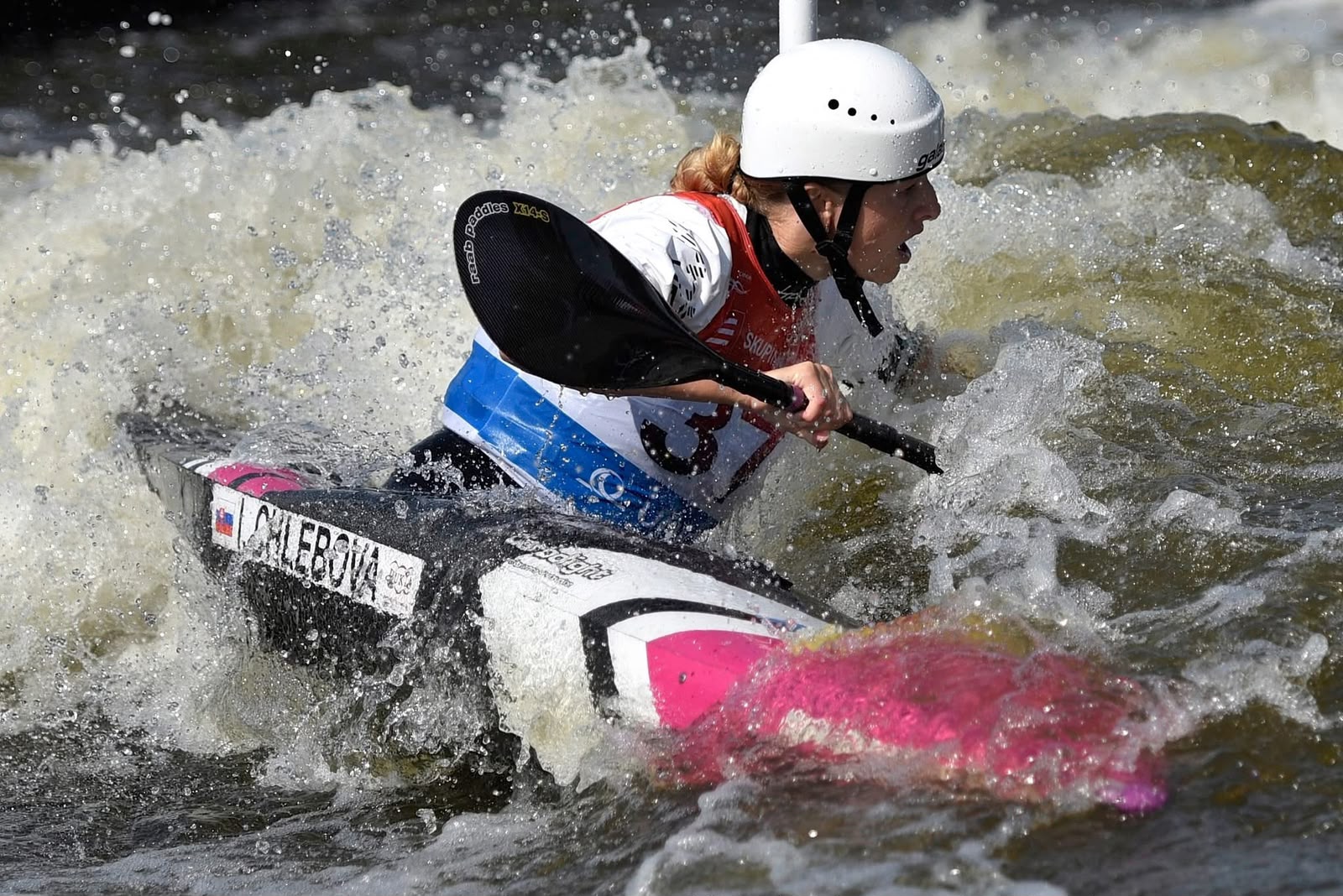 Chlebová v krátkom slalome K1 piata 